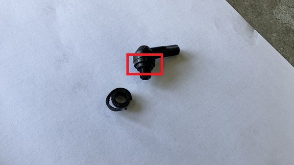 新品のバルブと千切れたゴム